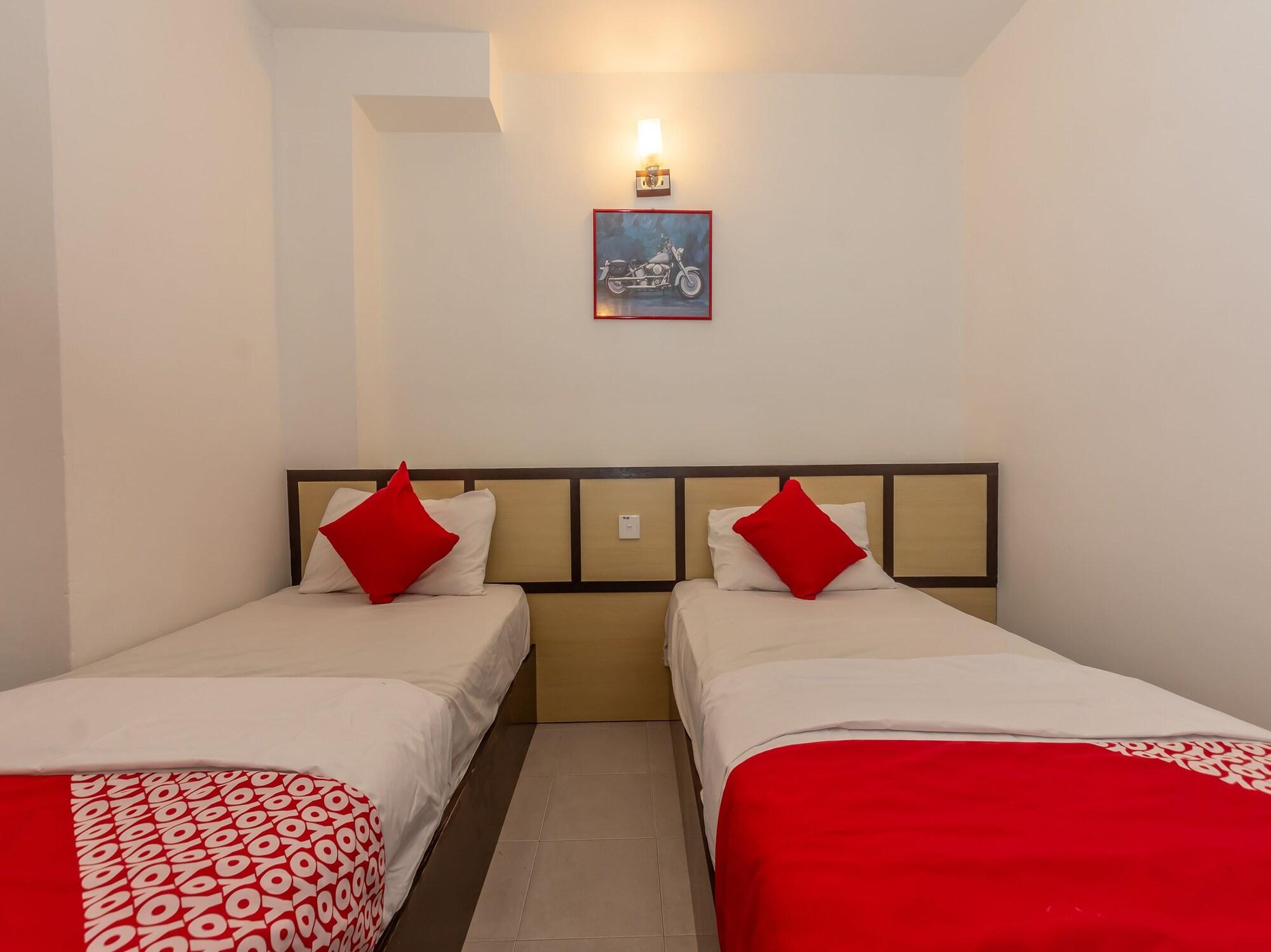 Oyo 1192 Hash House Hotel Malacca Exterior photo