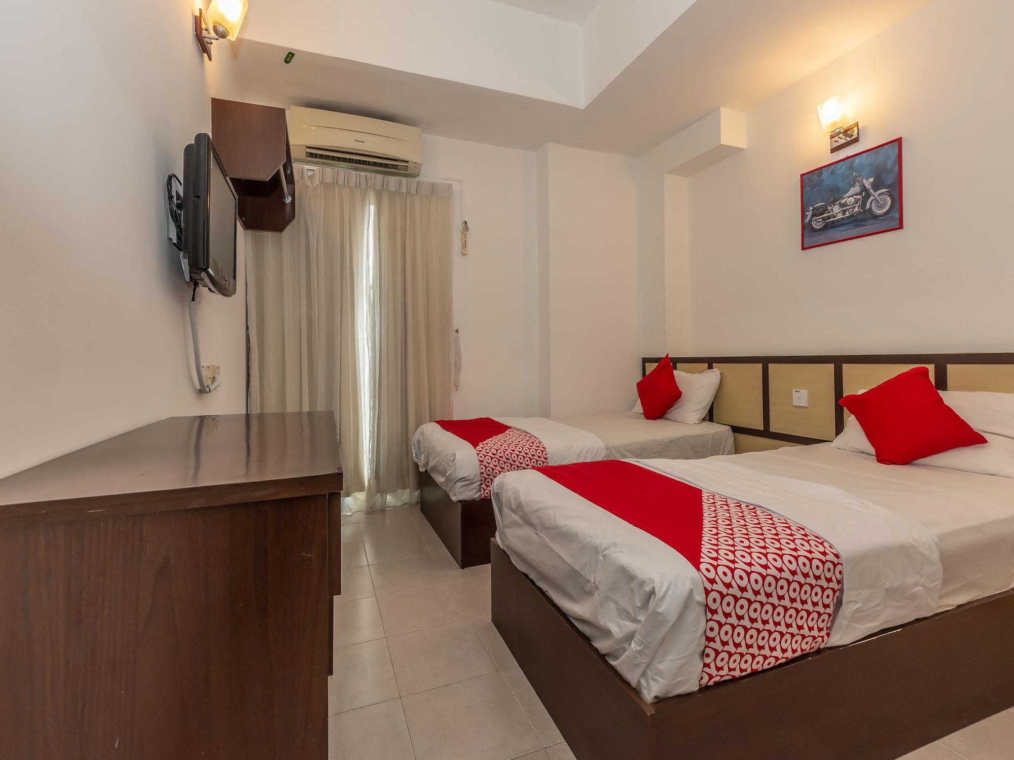 Oyo 1192 Hash House Hotel Malacca Exterior photo